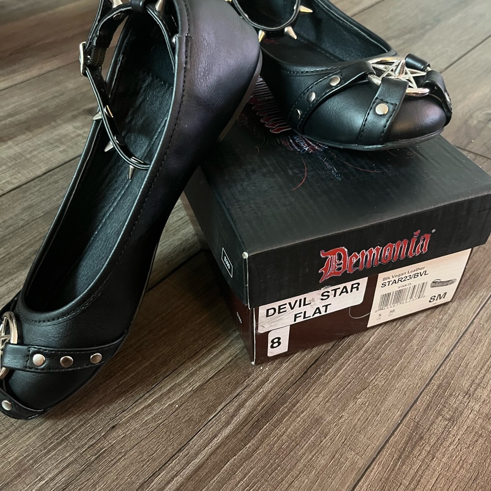 Demonia Black Spiked Flats with Silver Accents - Picture 4 of 4